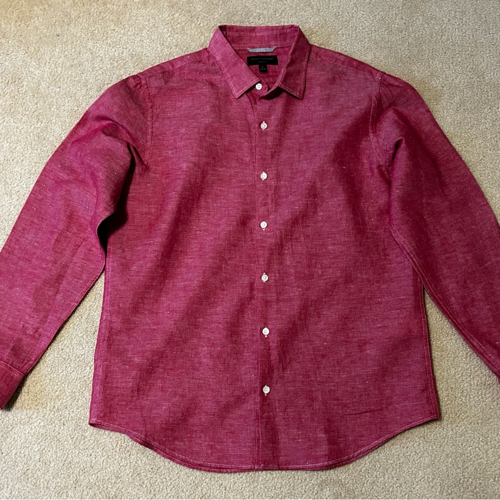 Banana Republic Men's Linen Button Down